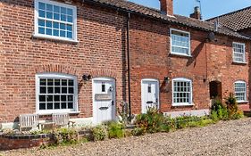 Puddingmoor Cottage Beccles United Kingdom